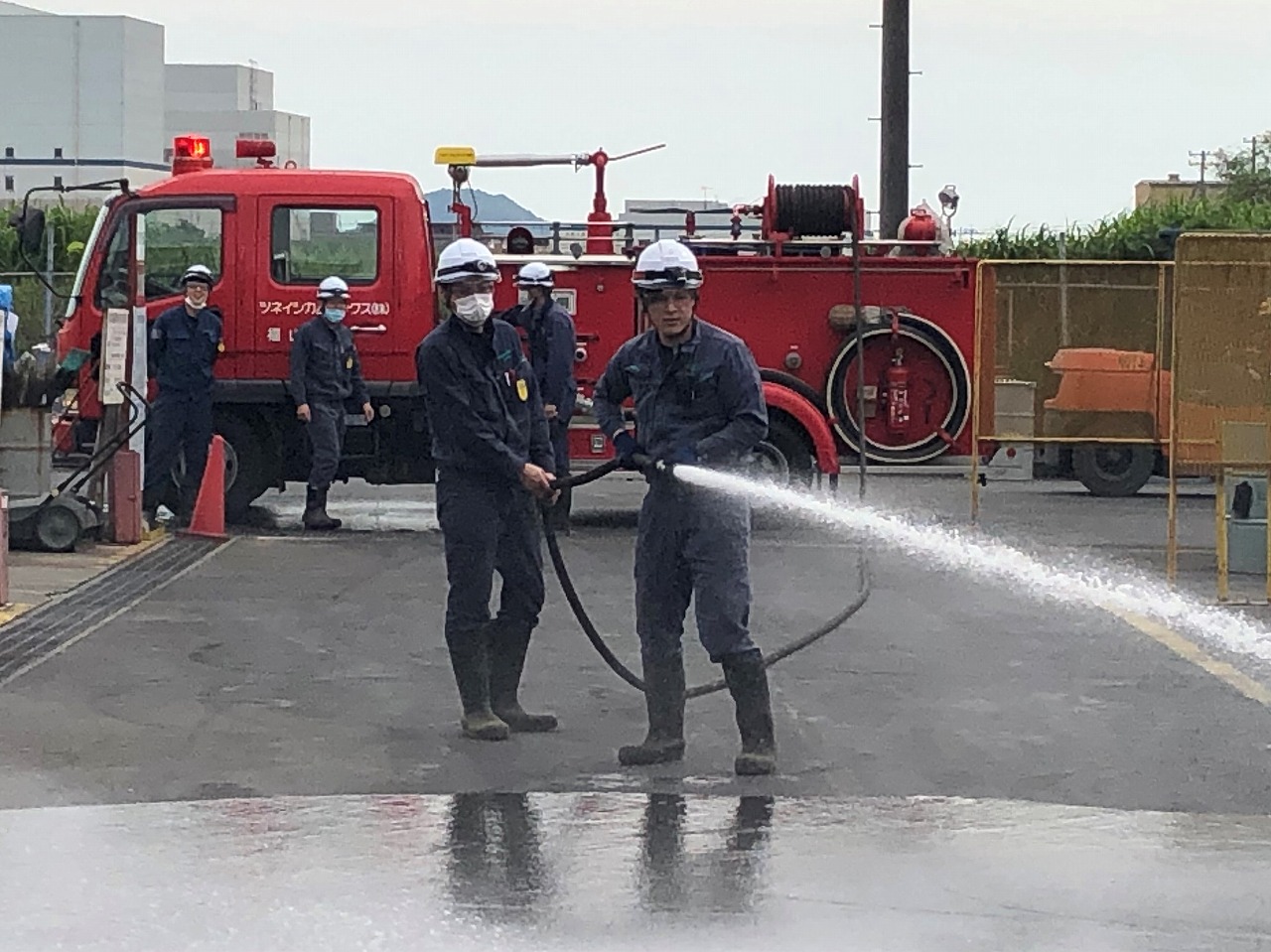 ツネイシカムテックス 消防訓練を実施 ～火災を防ぐ ・火災に備える～